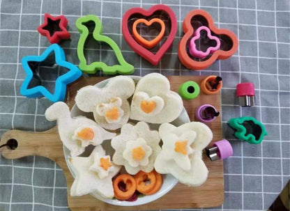 Sandwich cutters - 18 pcs